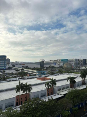 Flores Place At Sea Residences MOA